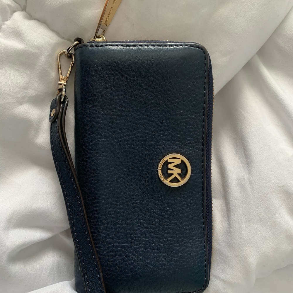 Michael Kors Wristlet